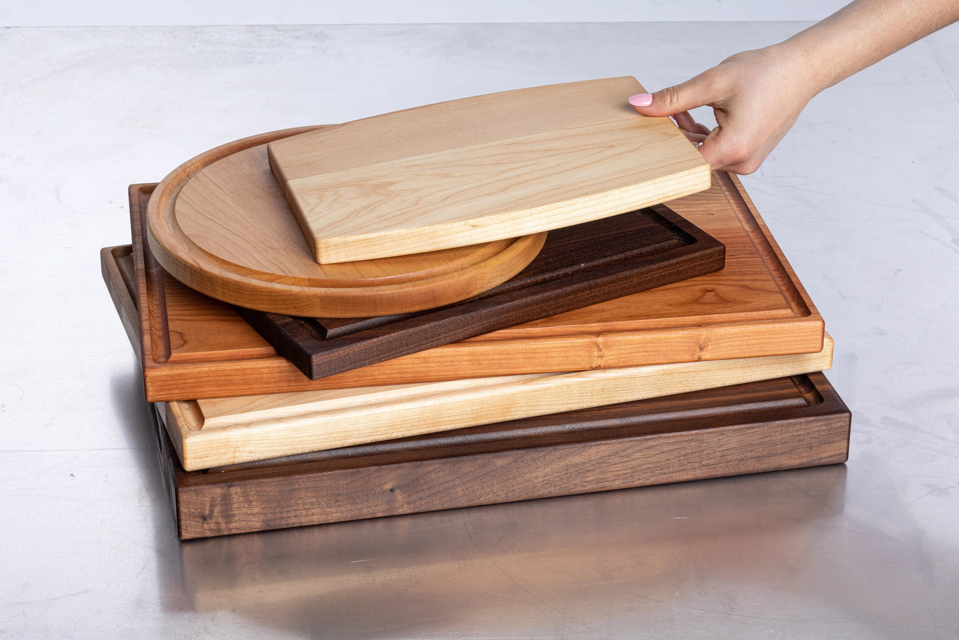 How to Choose the Perfect Oil to Care for Your Wooden Cutting Boards